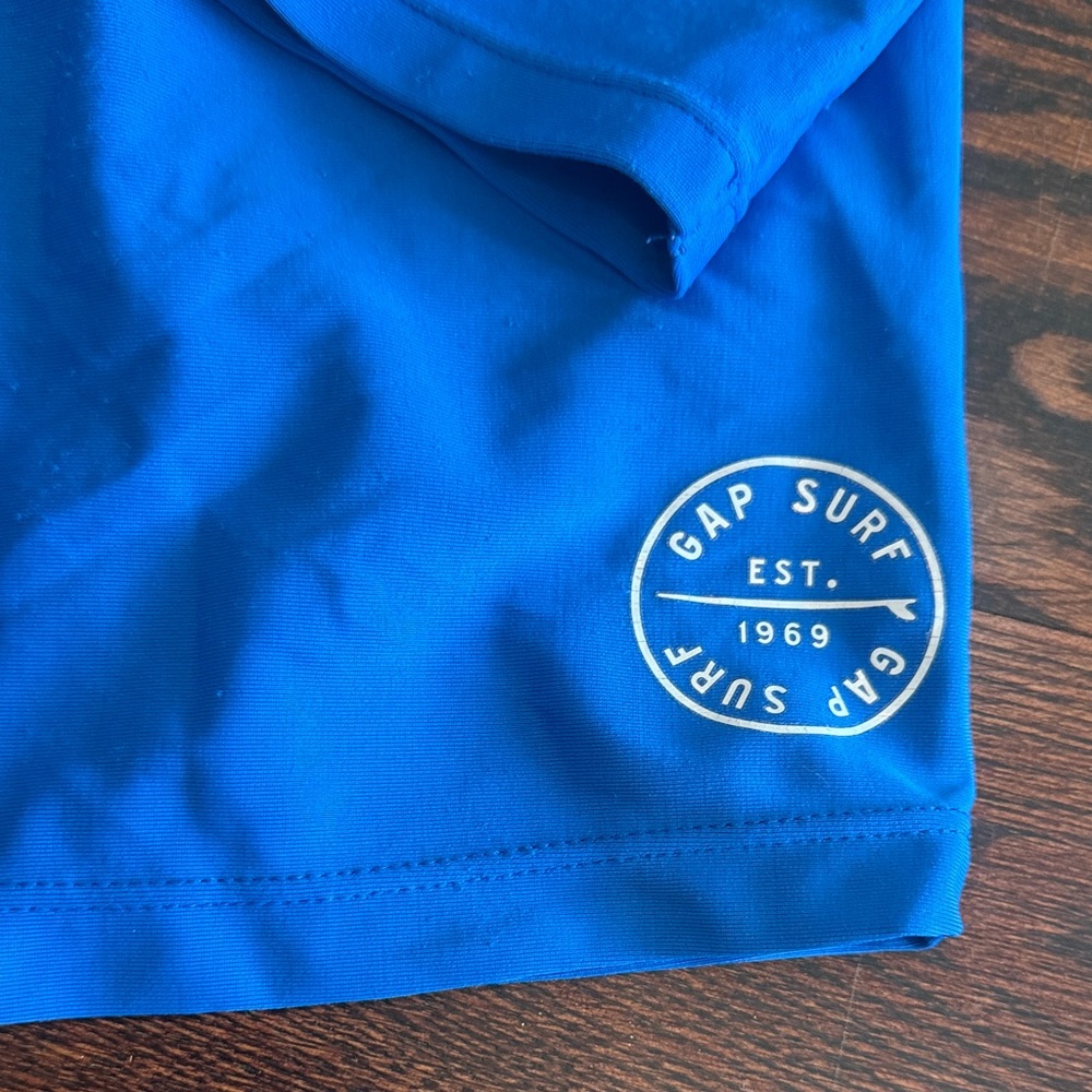 GAP Kids Bright Blue Rashguard - Picture 3 of 3